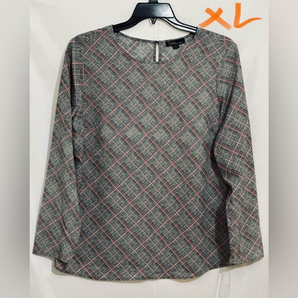 LADIES WHITE TOP WITH BLACK & RED STRIPES
